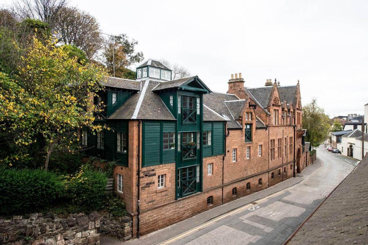 Altido Ultra Stylish Calton Road Apt W/ Parking Daire Edinburgh Dış mekan fotoğraf