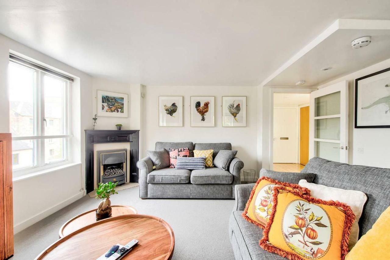 Altido Ultra Stylish Calton Road Apt W/ Parking Daire Edinburgh Dış mekan fotoğraf